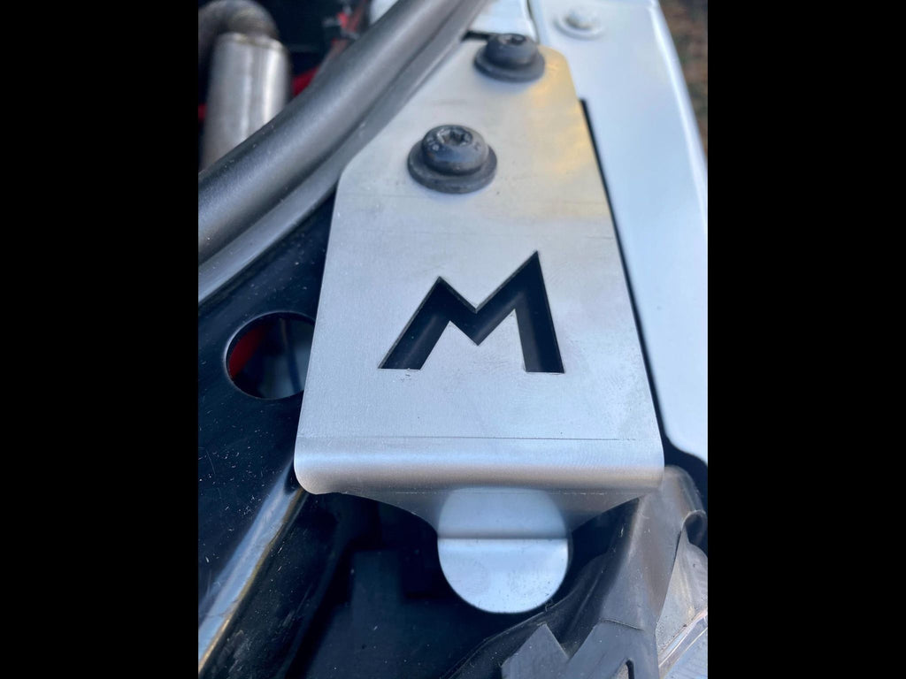 TF756 HEADLIGHT ANTI THEFT BRACKETS D3/D4