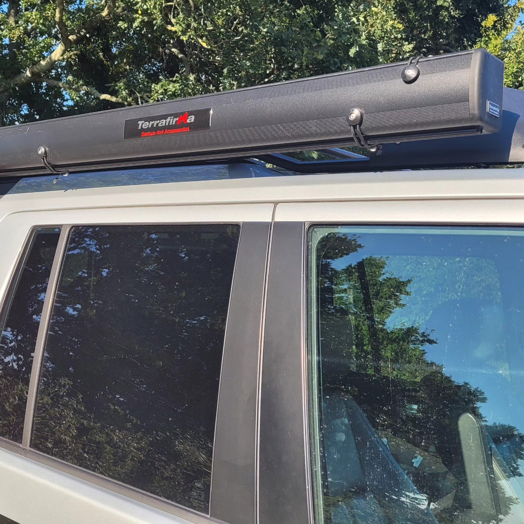 TF1707 TERRAFIRMA 2.5 x 2.5M HARD CASE LED AWNING