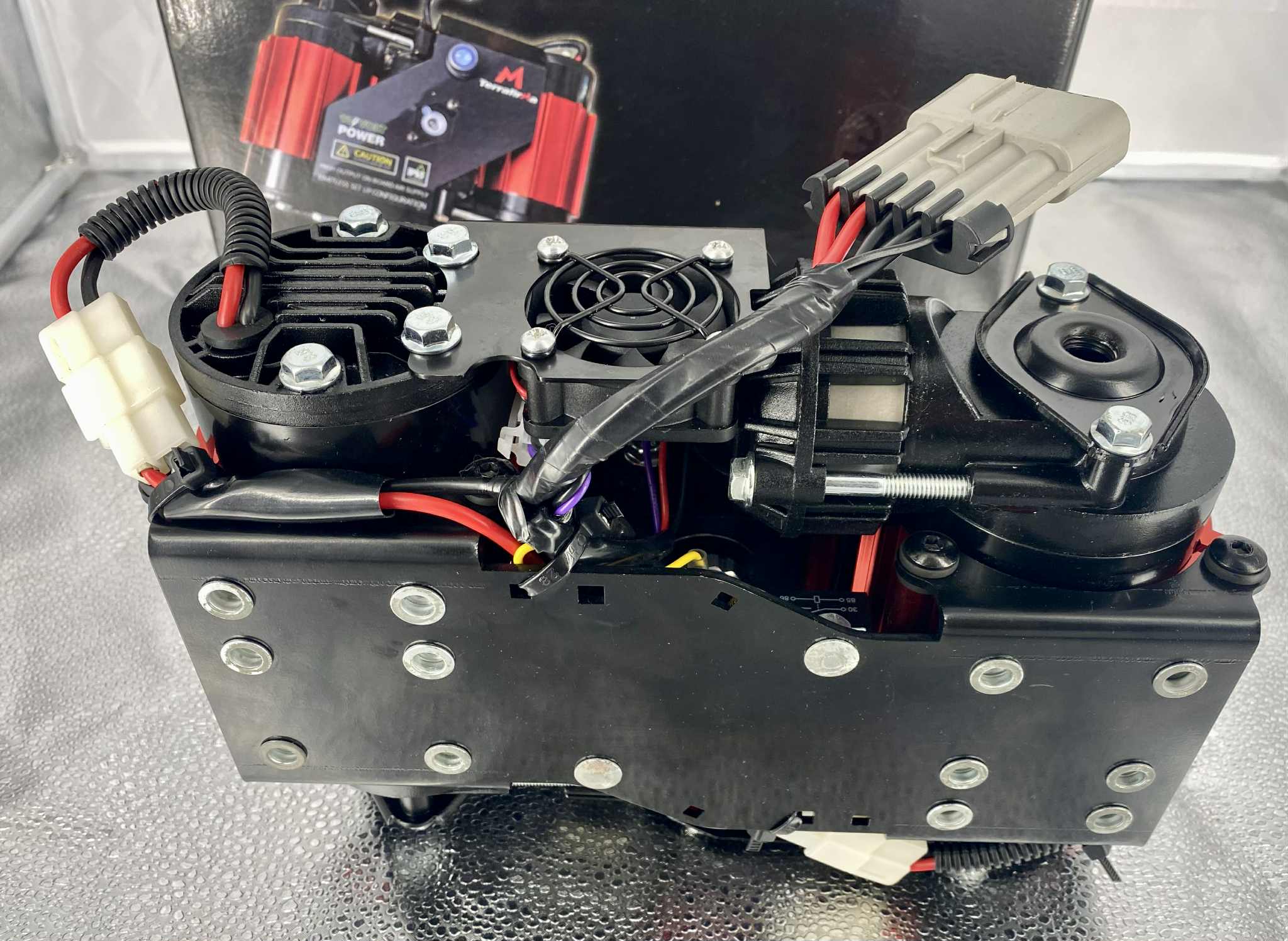TF2940 TERRAFIRMA TWIN ONBOARD 12V COMPRESSOR
