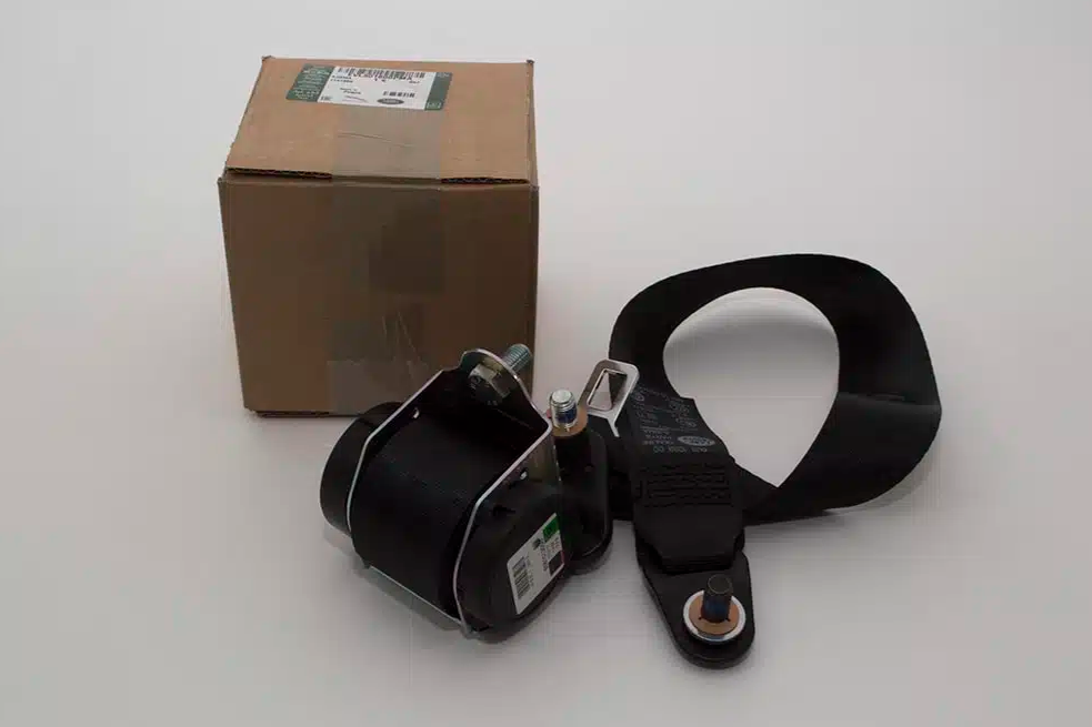 EVL501610PMALR - Defender Left Hand Second Row Seat Belt - Fits 2007-2016 - 110 Crew Cab Vehicles Only  seat belts front (Copy)