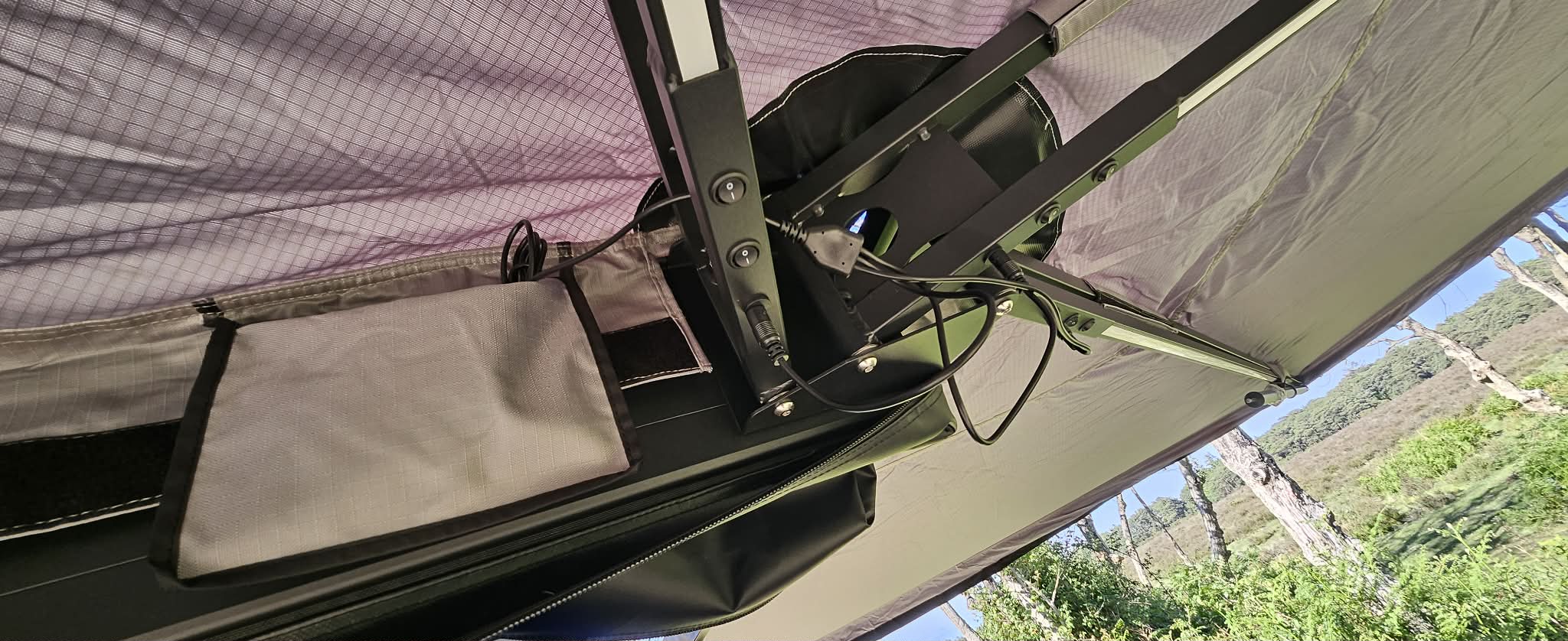 TF1704LED TERRAFIRMA 2.5M 270 DEG TERRADACTYL AWNING WITH LED LIGHTING