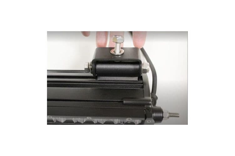 TF718A BOTTOM MOUNTING BRACKETS FOR WILDERNESS LIGHT BARS