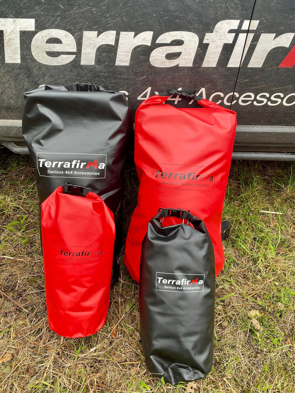 TF795R  80L RED DRY BAG
